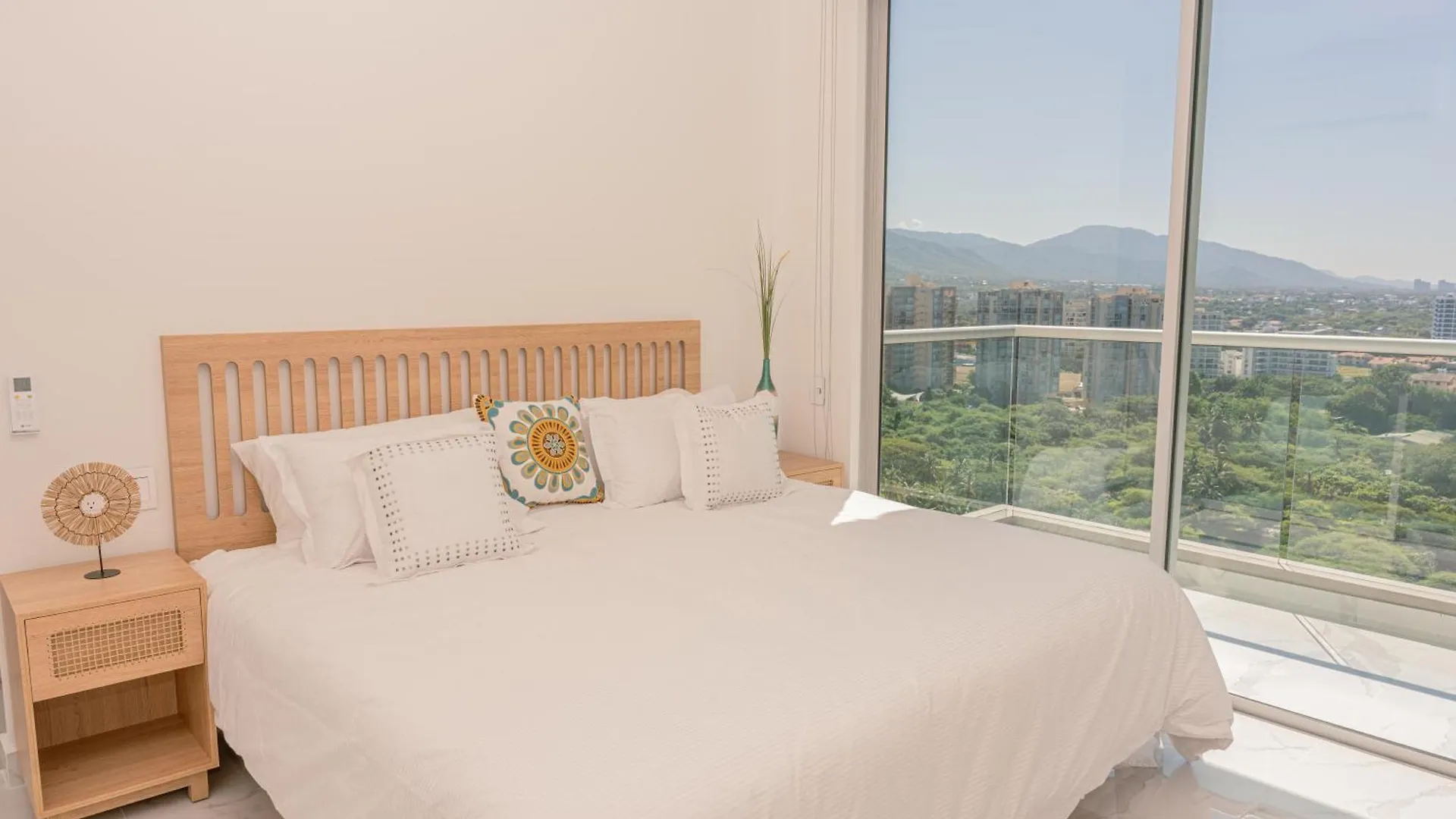Apartamentos De Lujo Sui Loft- Ar Rentals Santa Marta  Colombia