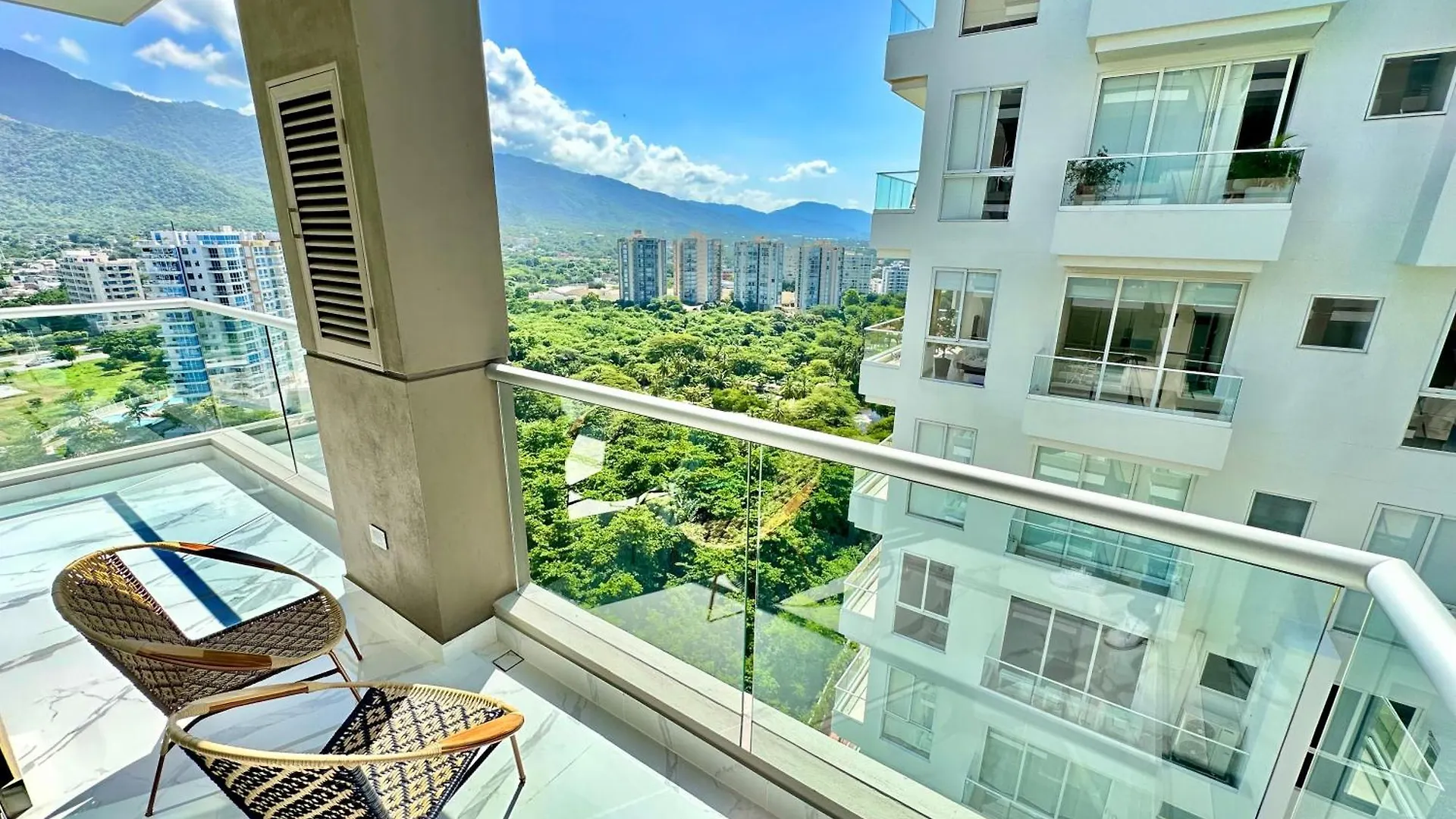 Apartamentos De Lujo Sui Loft- Ar Rentals Santa Marta  Santa Marta (Magdalena)